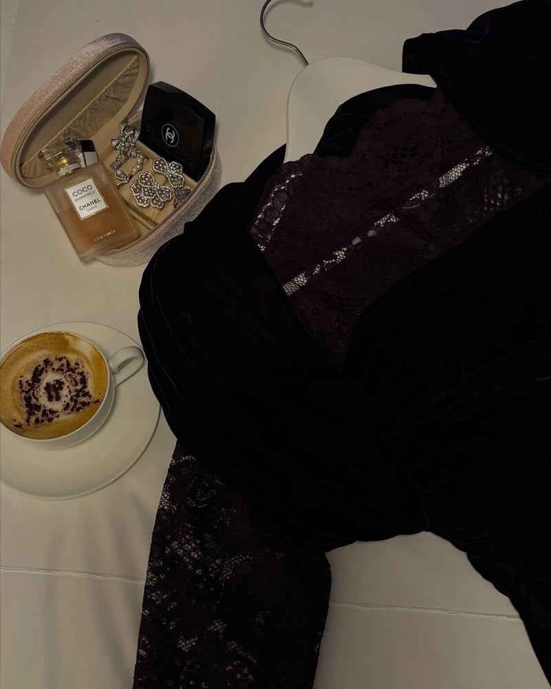 فستان منيرة