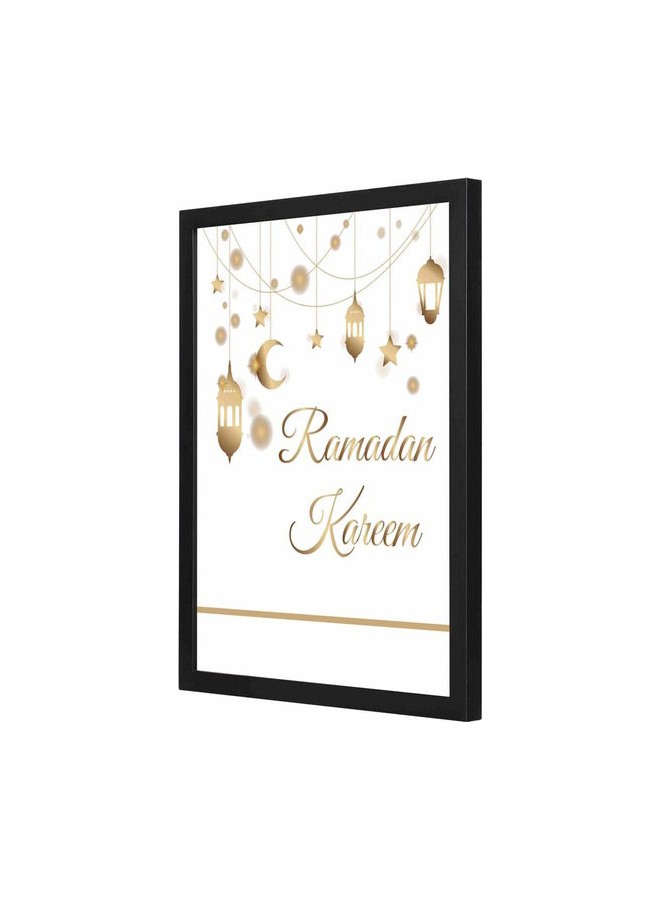 لوحة جدارية بوستر بإطار بتصميم ذهبي رمضان كريم