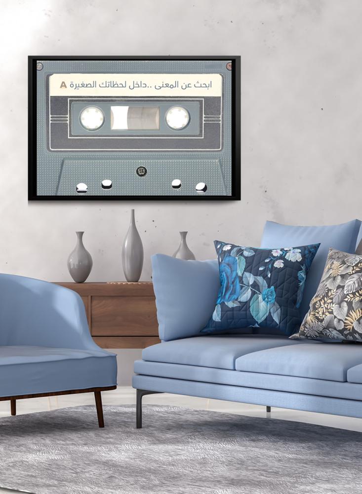 لوحة كانفاس على إطار خشبي بتصميم شريط كاسيت كلاسيكي