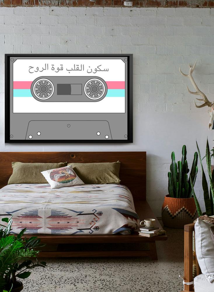 لوحة كانفاس على إطار خشبي بتصميم شريط كاسيت كلاسيكي