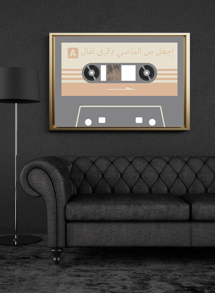 لوحة كانفاس على إطار خشبي بتصميم شريط كاسيت كلاسيكي