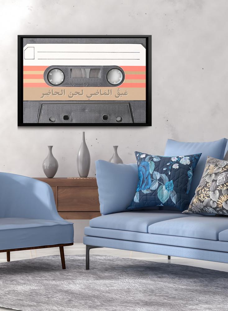 لوحة كانفاس على إطار خشبي بتصميم شريط كاسيت كلاسيكي