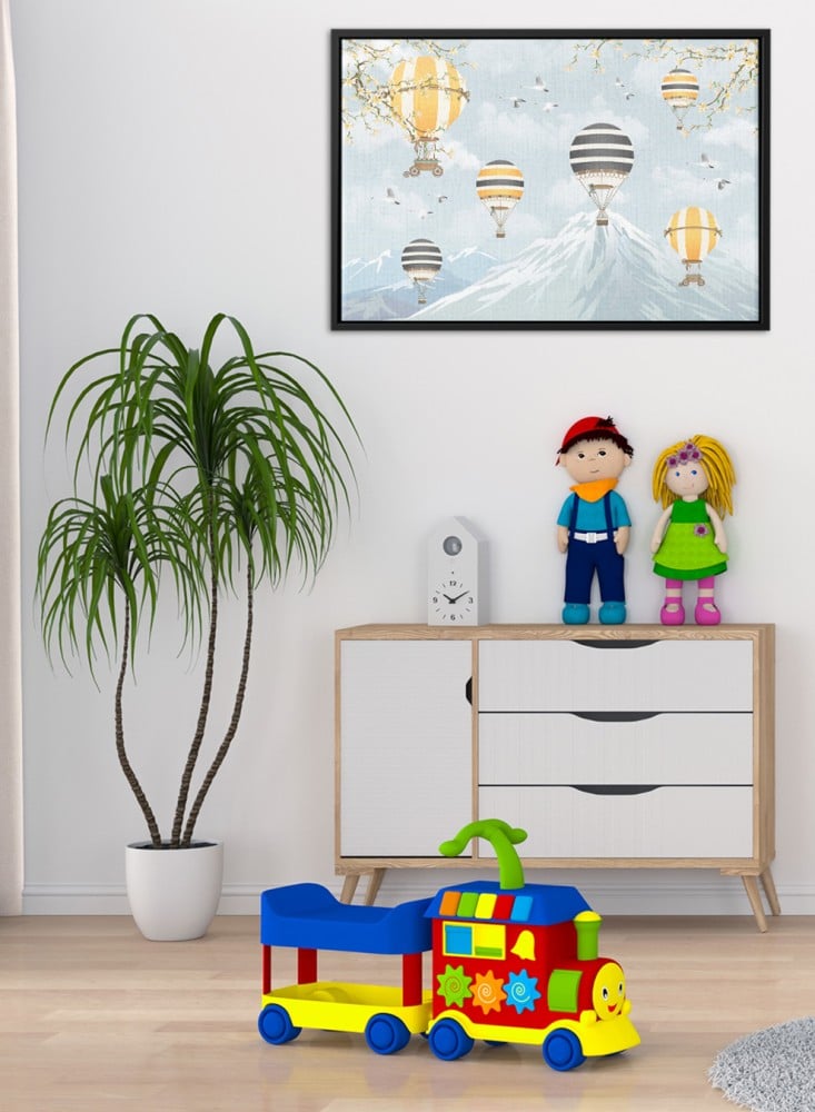Canvas painting on wooden frame with hot air balloon design