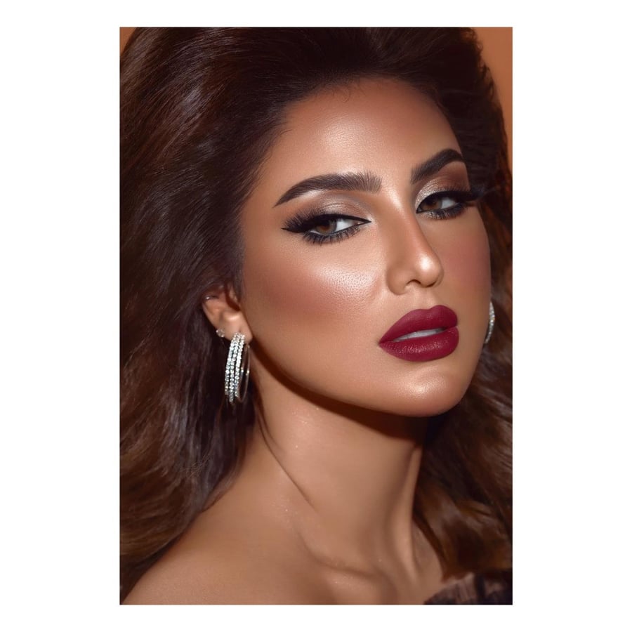 عدسات ديفا اوليفيان