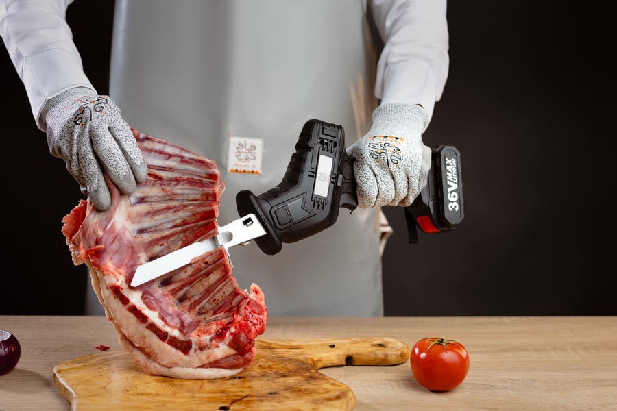 الريشة الخاصة باللحم والعظم
