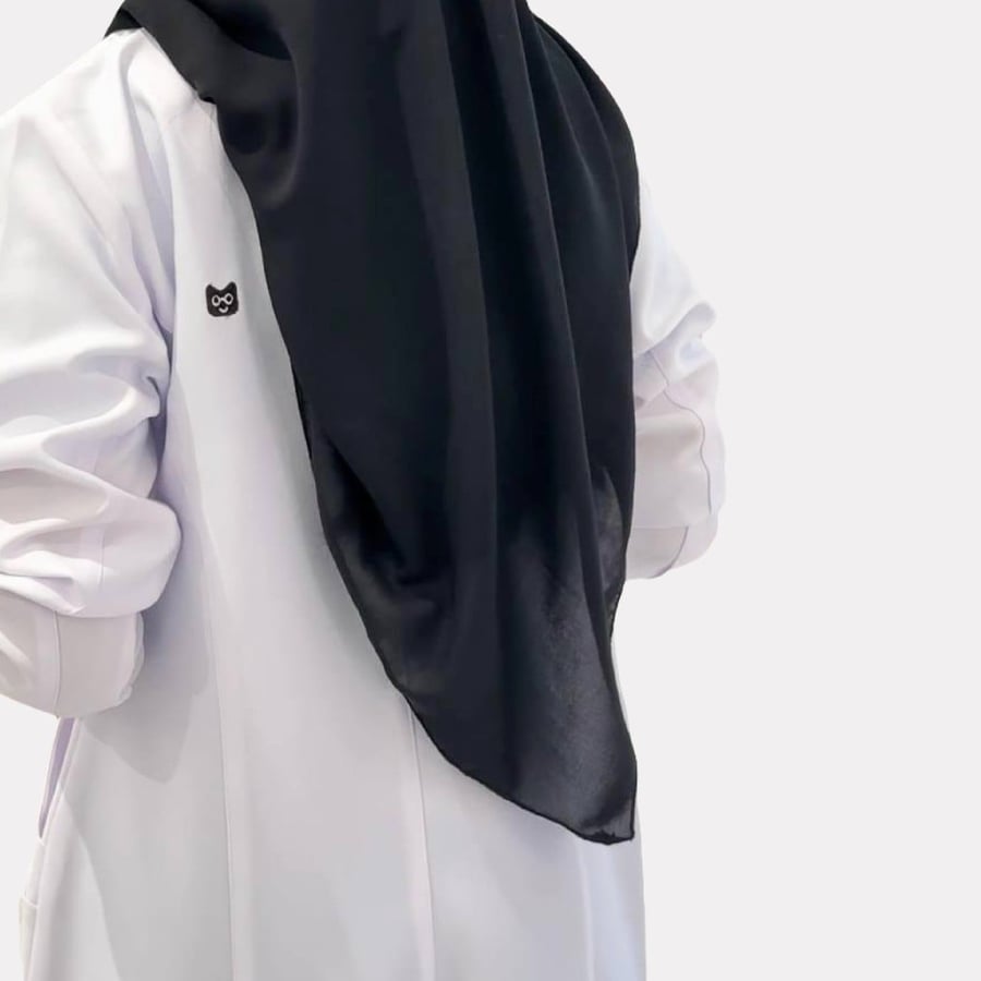 لابكوت ابيض