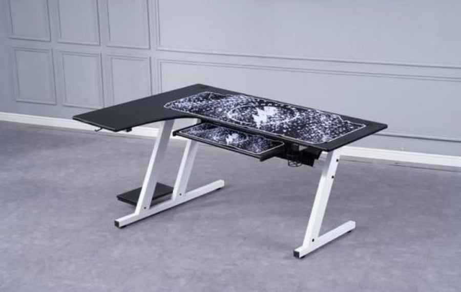 Gaming table with corner - white