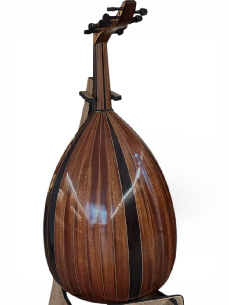 Egyptian Oud Abd El Aal – Warm sound and authentic quality for music lovers