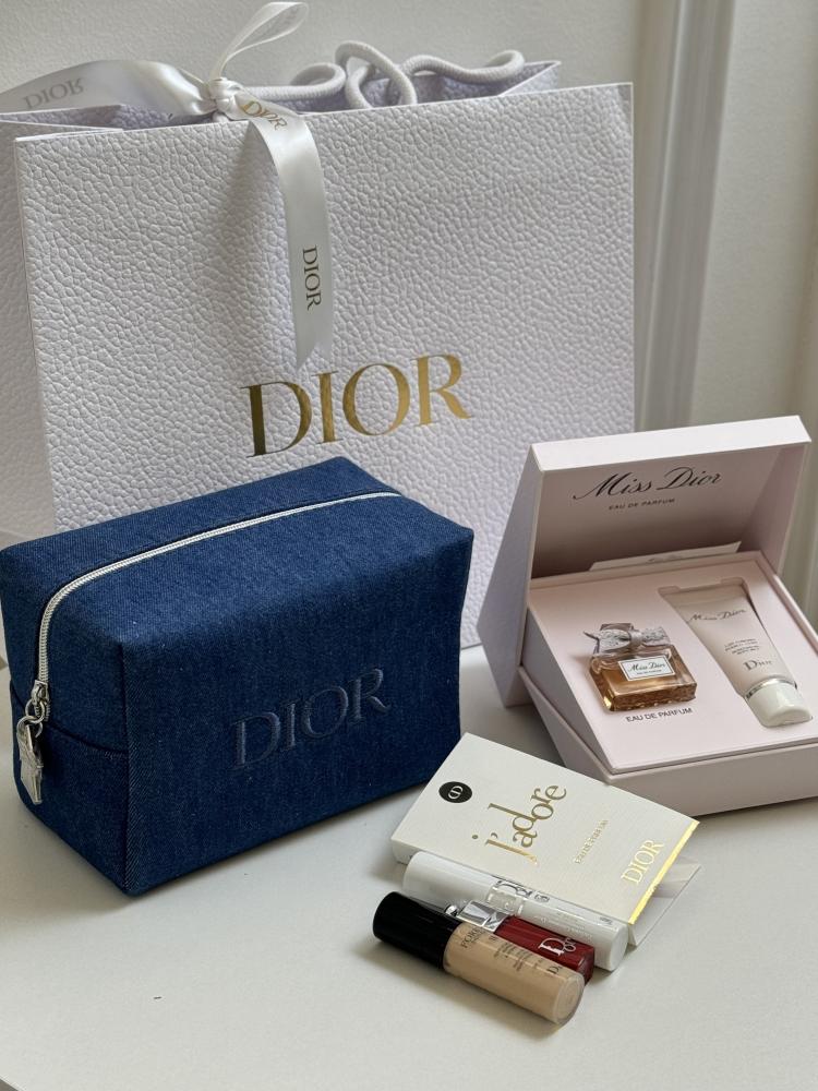 Dior Package 23