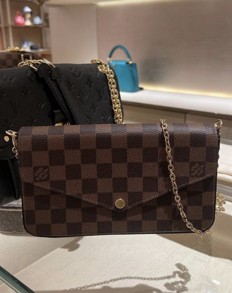 LV Wallet on Chain Damier
