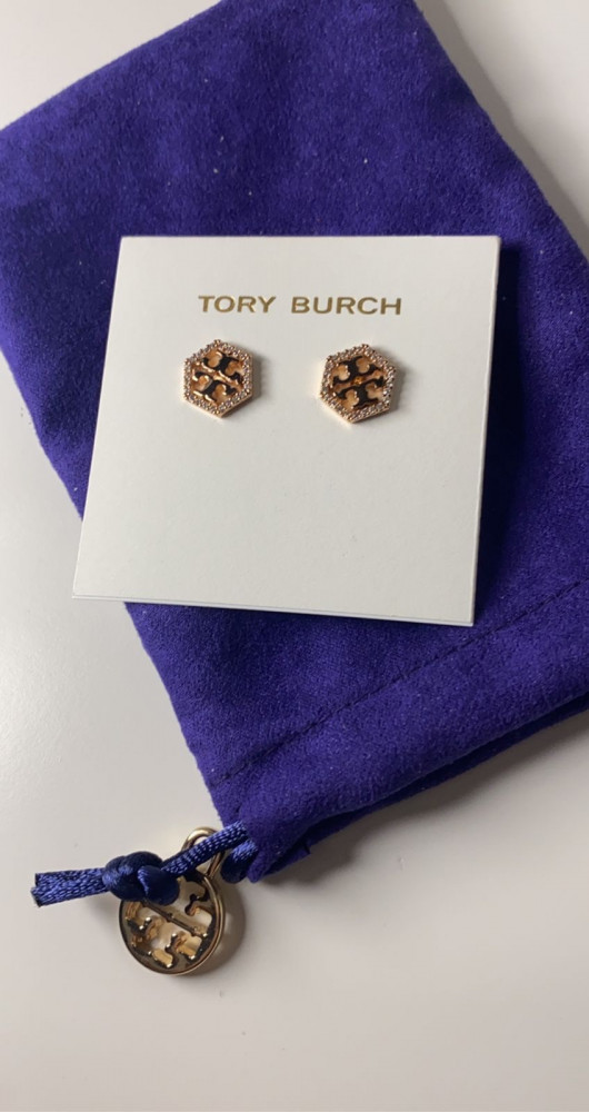 Tory burch rose gold earnings