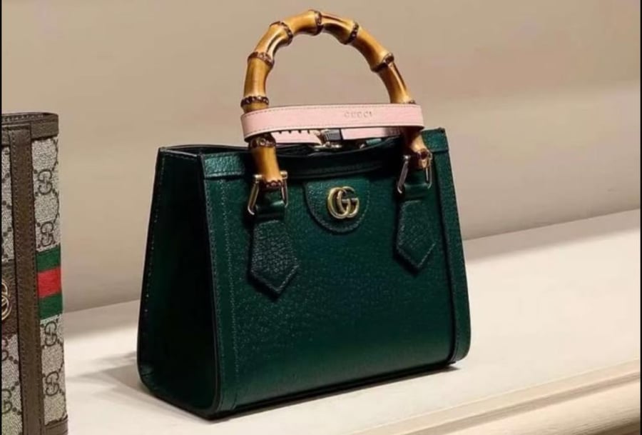 Gucci mini diana green