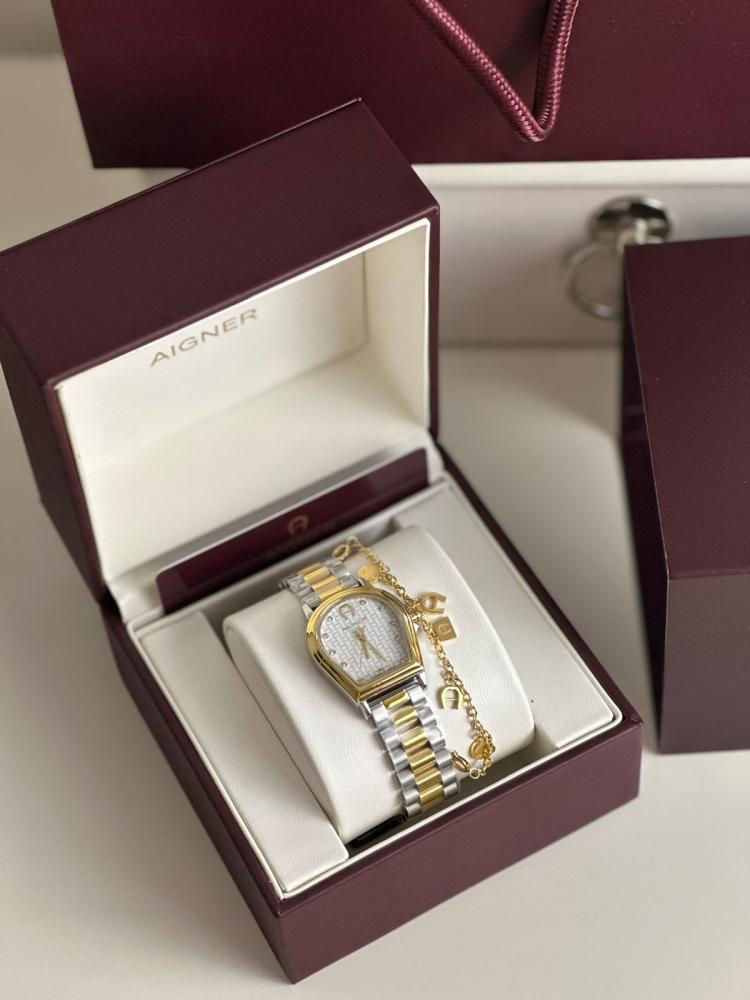 Aigner ELBA ladies watch stainless steel with bracelet