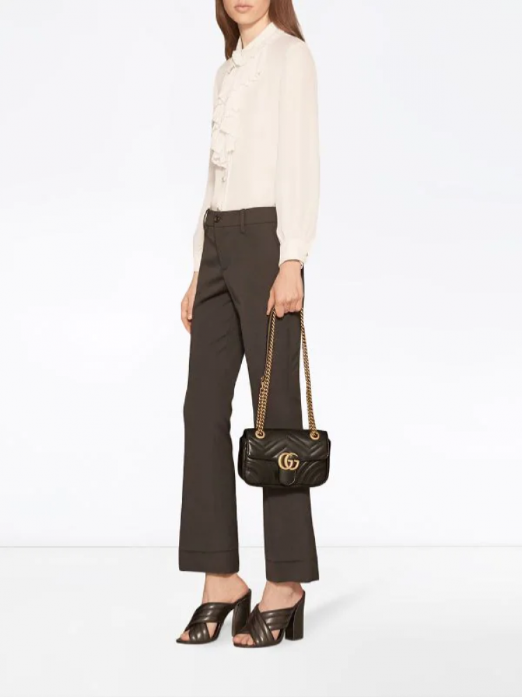 Gucci marmont 26