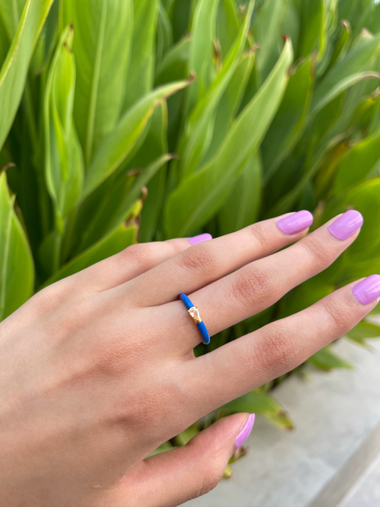 K blue ring