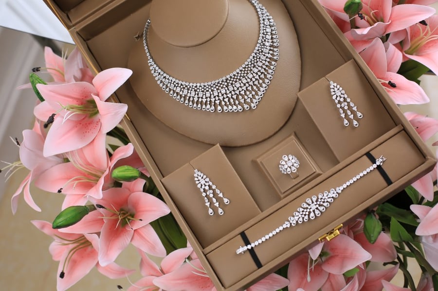 طقم دقة الالماس