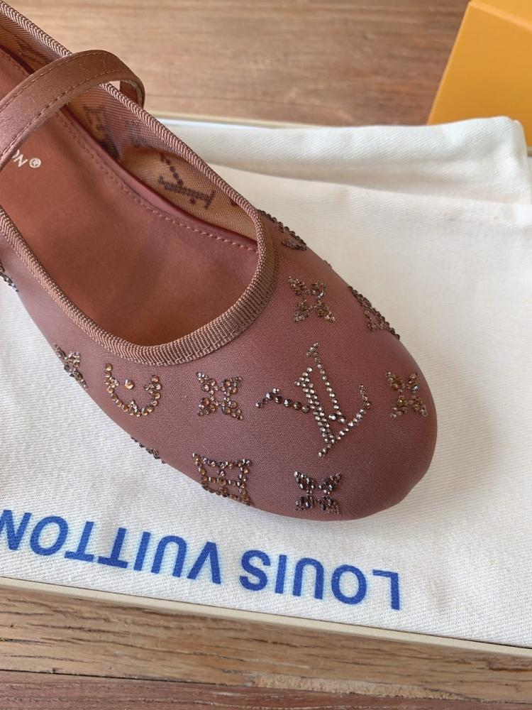 فلات LV