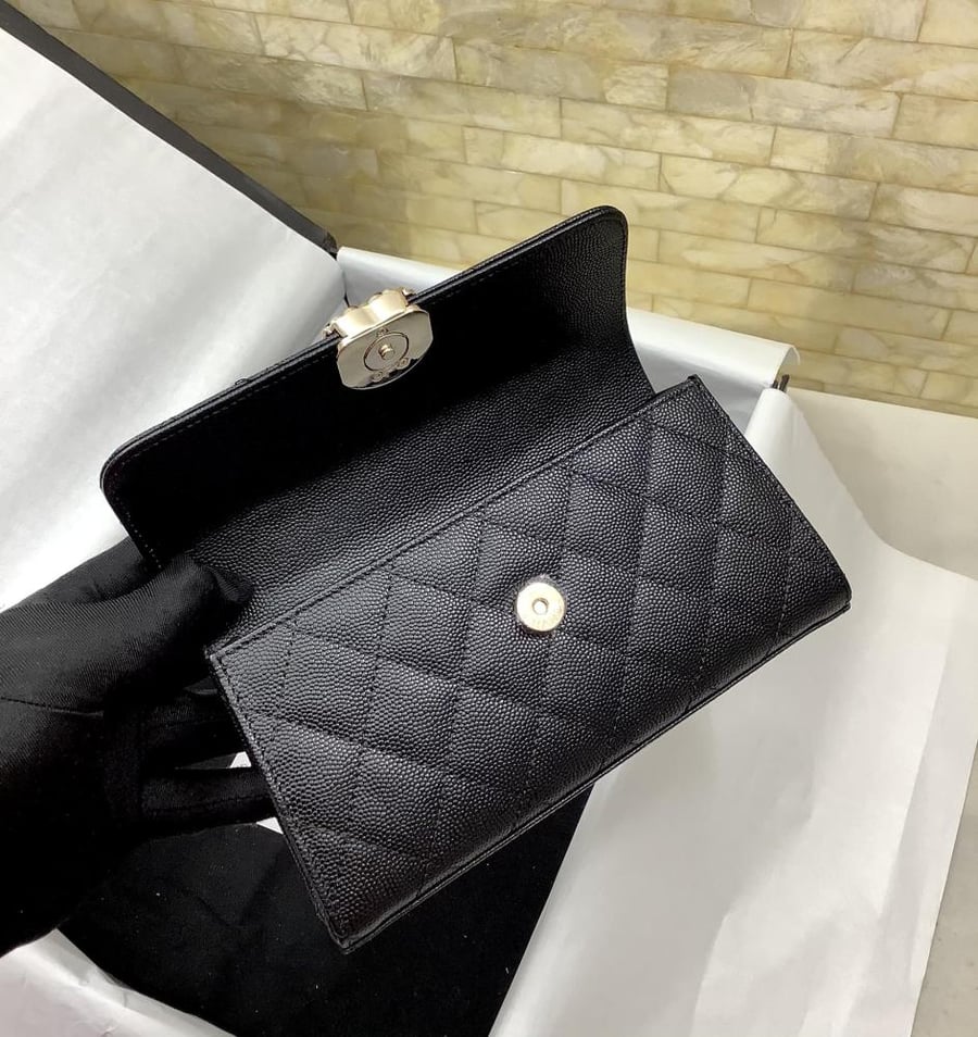 شنطة شانيل  اسود 18cm