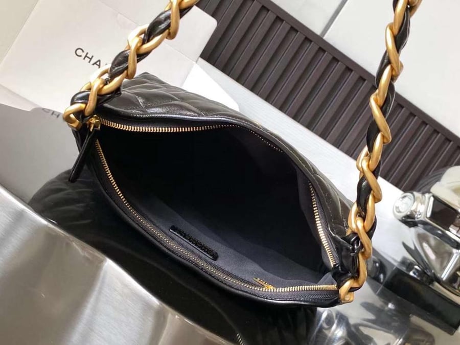 شانيل Hobo bag
