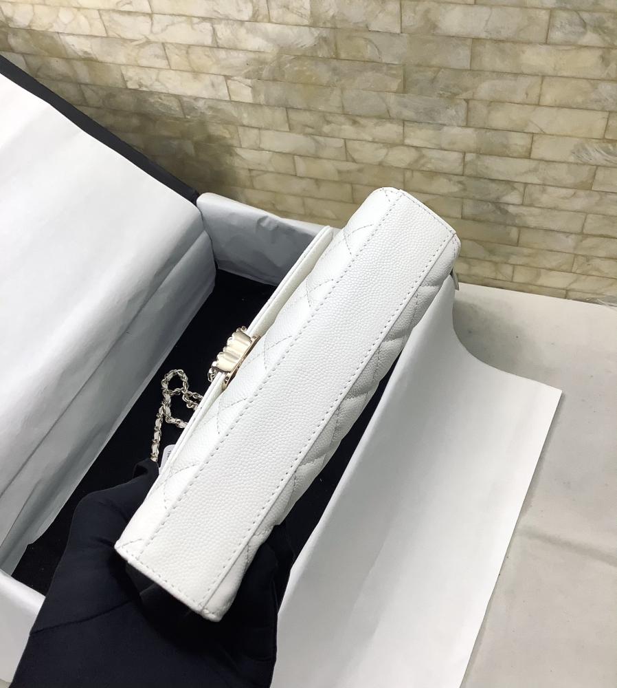 شنطة شانيل  اسود 18cm