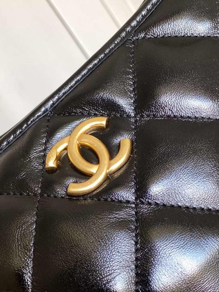 شانيل Hobo bag