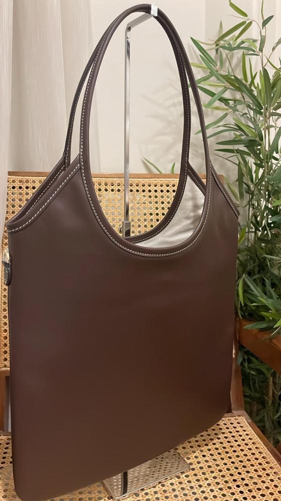 Ivy Shoulder Bag ميو ميو