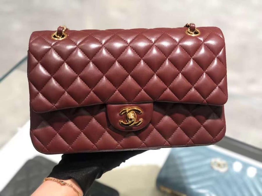 شانيل كلاسيك عنابي 25.5cm