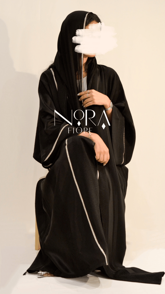 N2 Luxury black