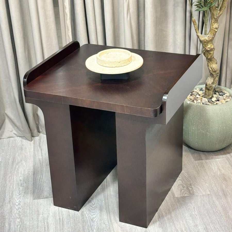 طاولة خدمة عصرية كلاسيكية