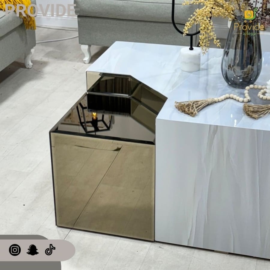 طاولة تقديم رخامية بتصميم عصري - إضافة فاخرة لمساحتك