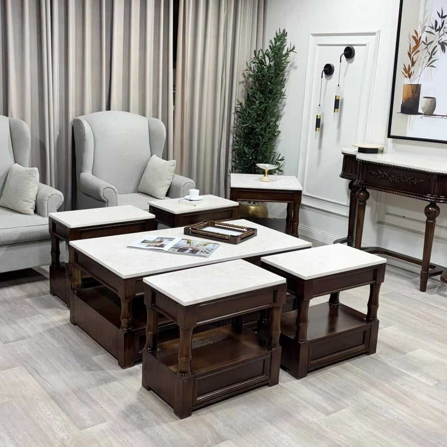 طقم طاولات مع 4 خدمة