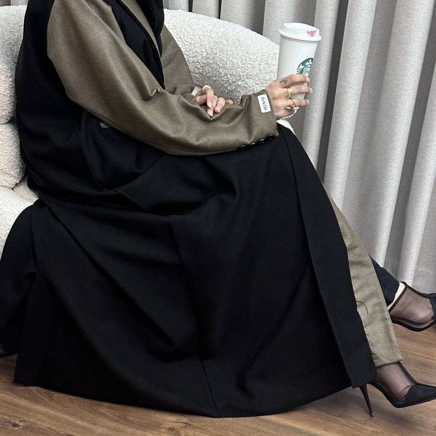 عبايه كتان هندي اسود - اكمام كتان مخلوط شتوي -طرحه مجاناً