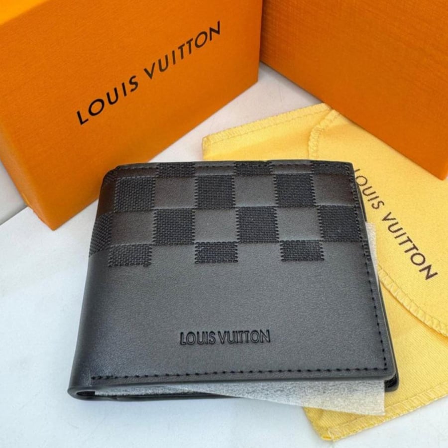 محفظه Louis Vuitton مع ملحقات