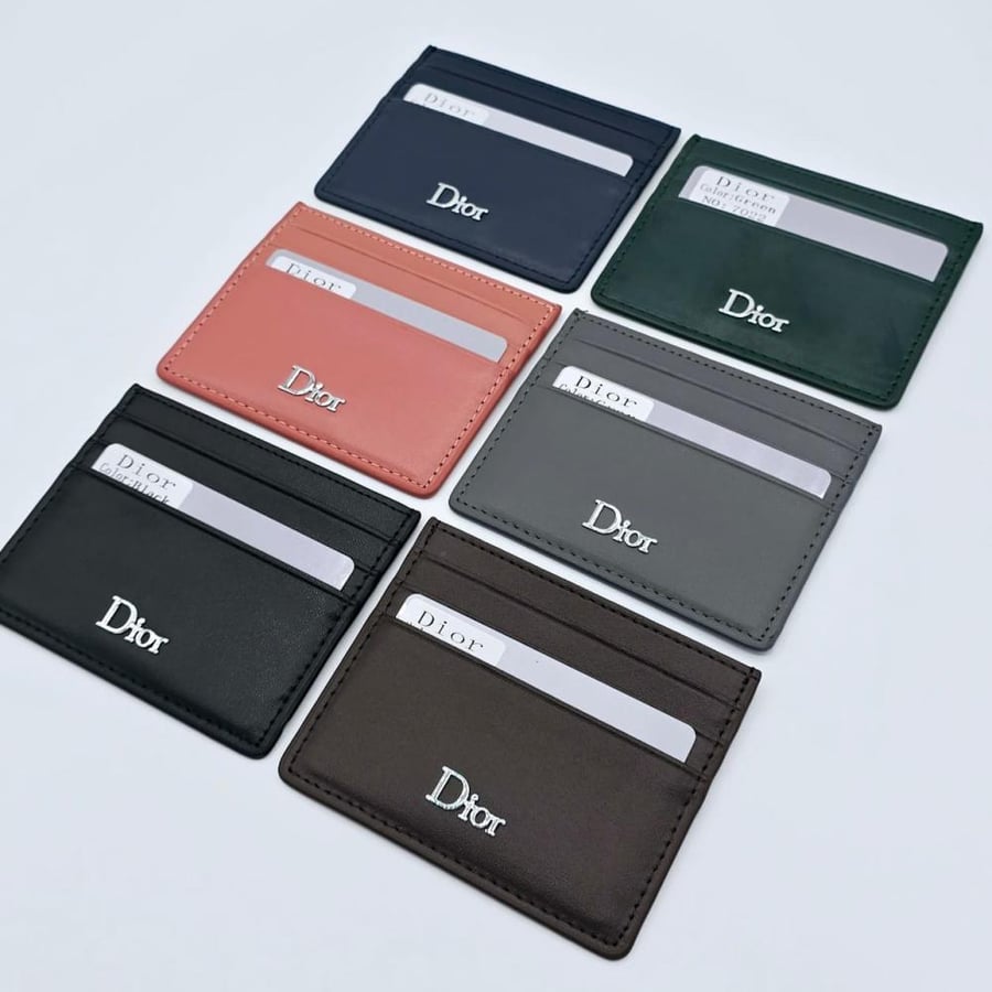 محفظة Dior مع ملحقات