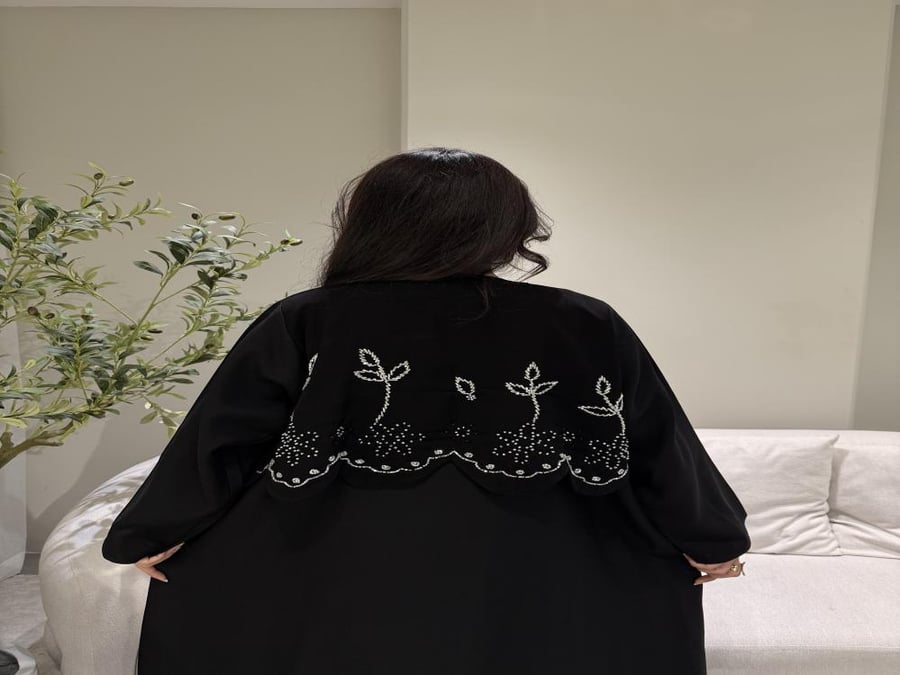 عباية ليالي
