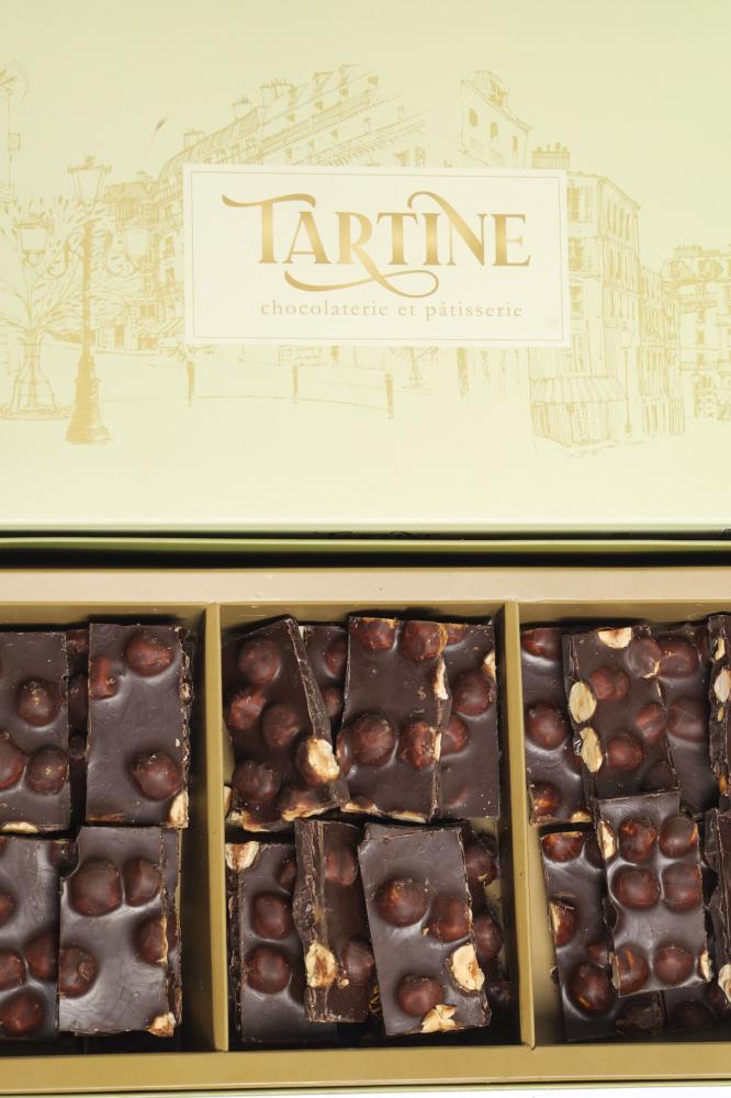 Hazelnut Milk/Dark Bar / شوكولاته الحليب/الدارك بالبندق الكرمل