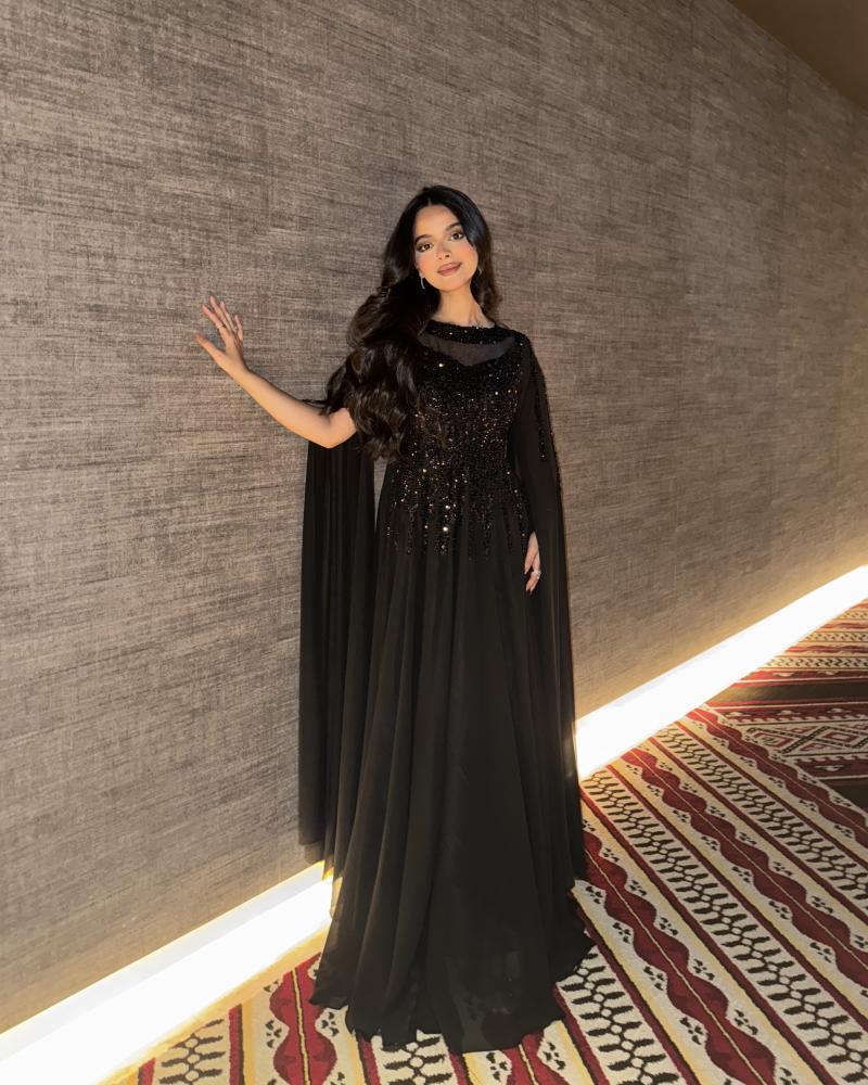 فستان YAS اسود
