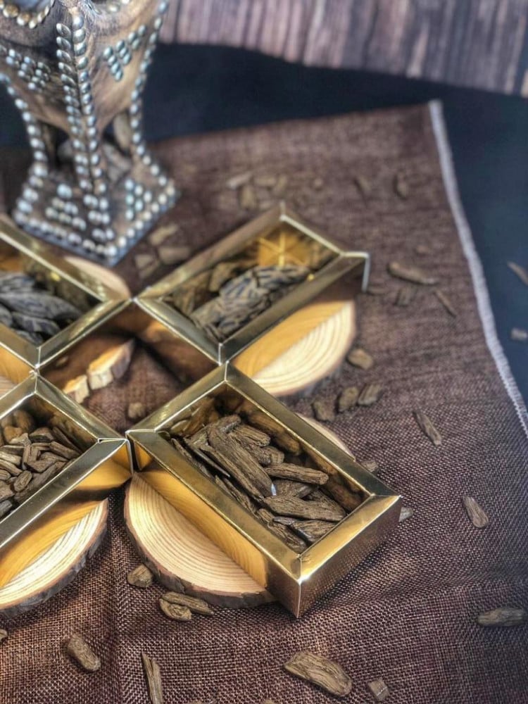 بكج كنوز العود مجموعة عود فاخر