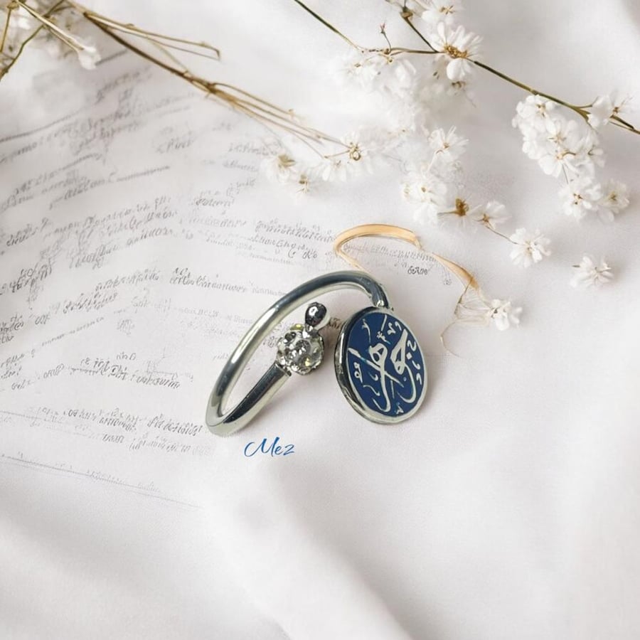 Women's ring custom engraved with your name made of pure silver 925 karat