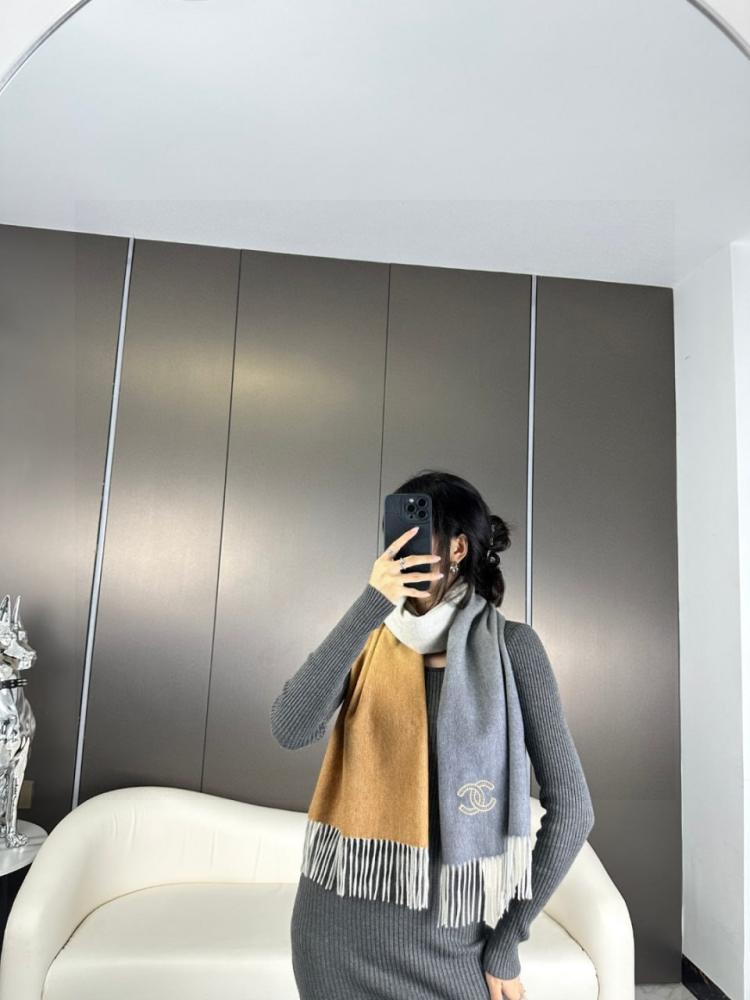 سكارف شانيل برايانا 243595