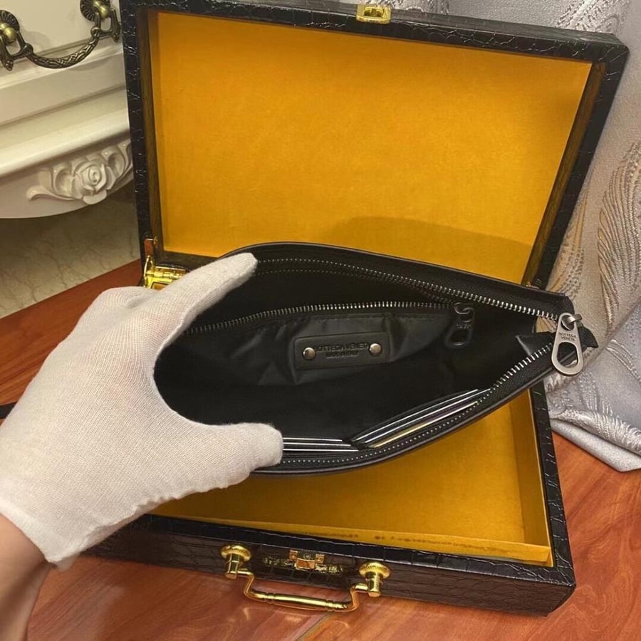 شنط  بوتيغا برايانا 193692