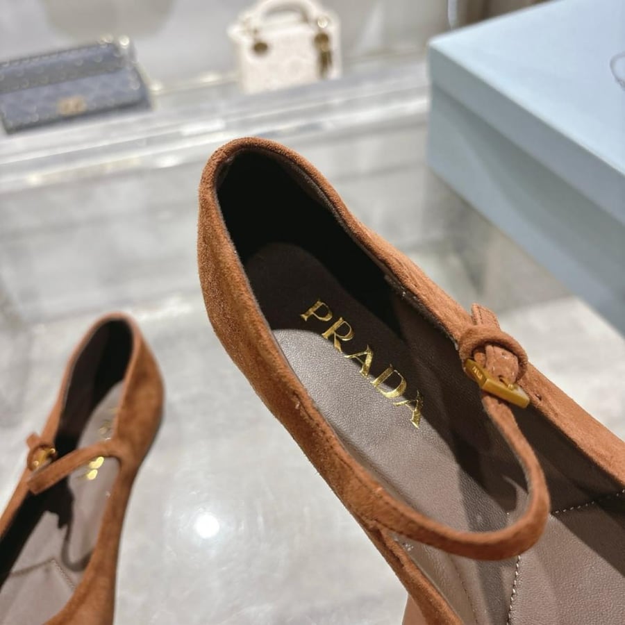 حذاء برادا ٢٠٢٥ برايانا 232778