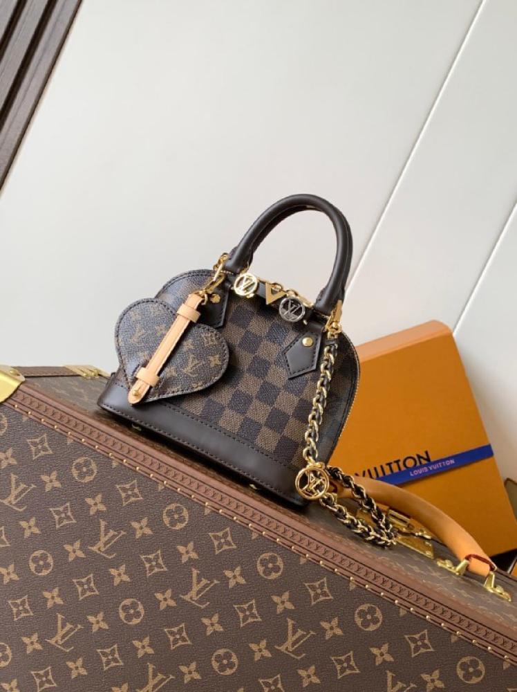 Louis Vuitton bags بريانا 234685