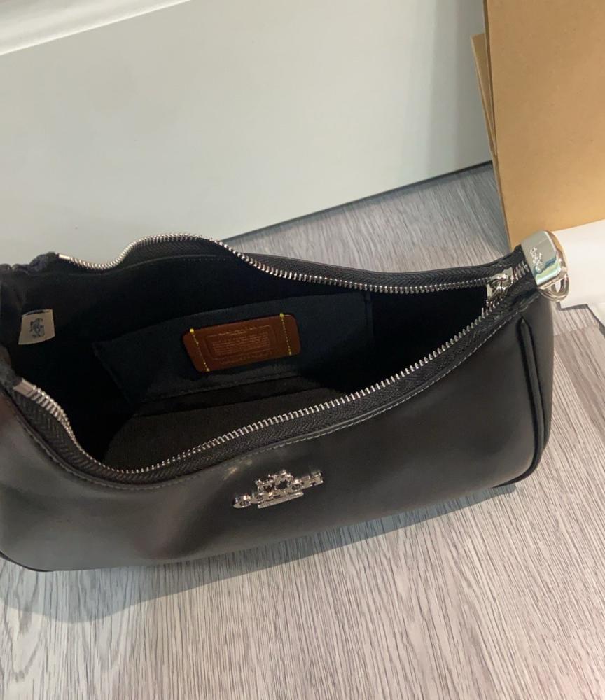 شنط كوتش ٢٠٢٥ برايانا 216941