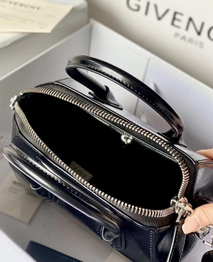 شنط  جيفنشي برايانا 288593