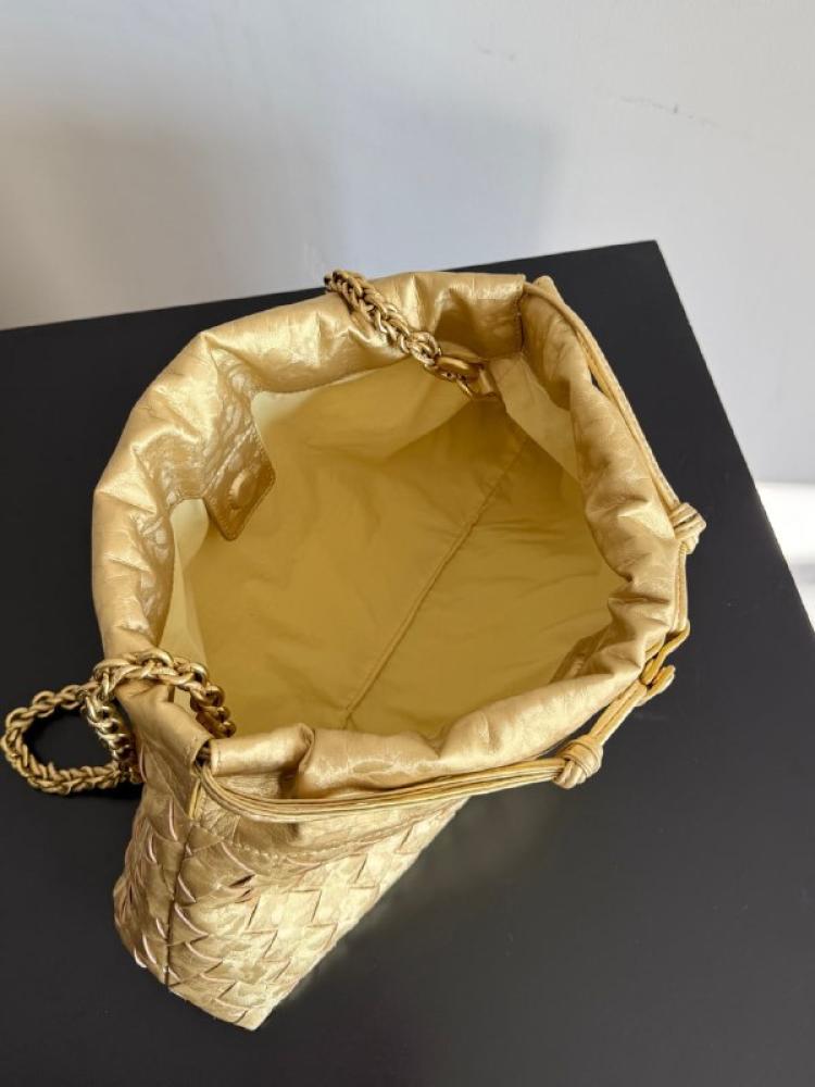 شنط  بوتيغا  برايانا 255410