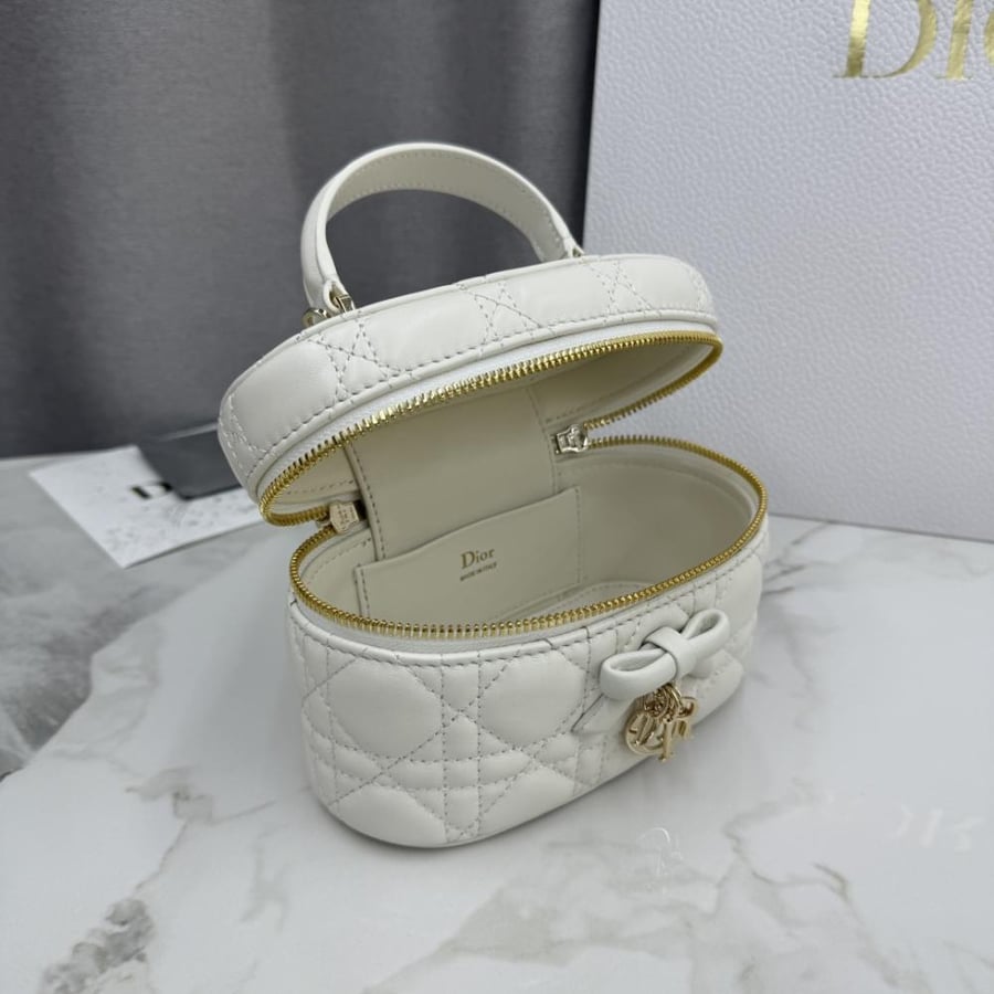 شنط  ديور  ٢٠٢٦  برايانا 295605
