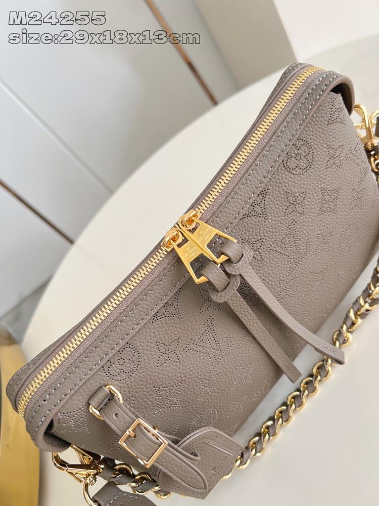 شنط  لويس فيتون  برايانا  260357