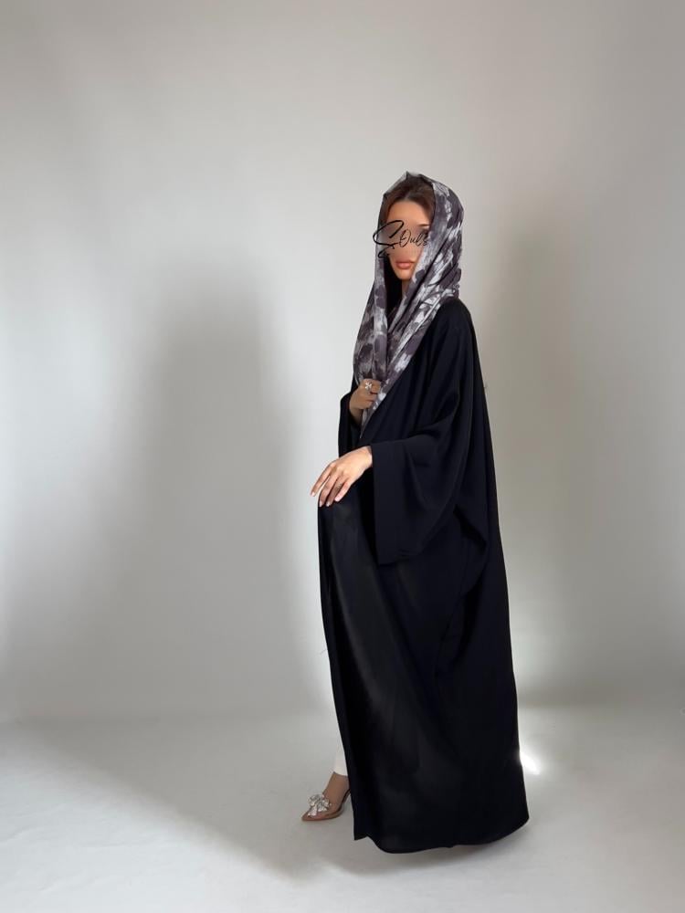 عبايه أسود نص بشت