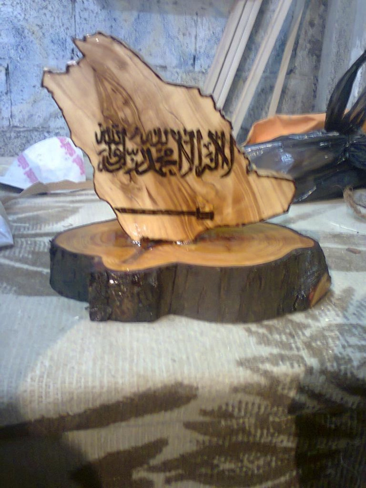 خشب  mdf خريطه المملكه فقط جاهز للاعمال الخشبيه سمك 6